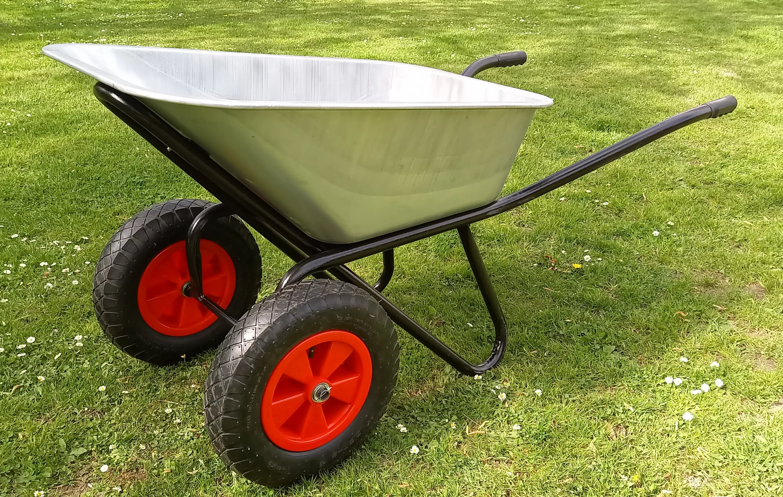 Brouette 2 roues 110L Galvanisé Grand Volume